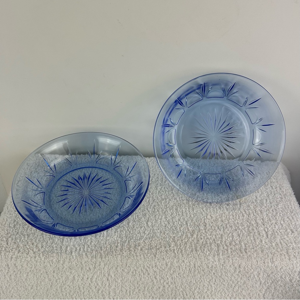 Set of 2 - AVON NOS American Blue Classic Collection Salad, Soup or Cereal Bowls